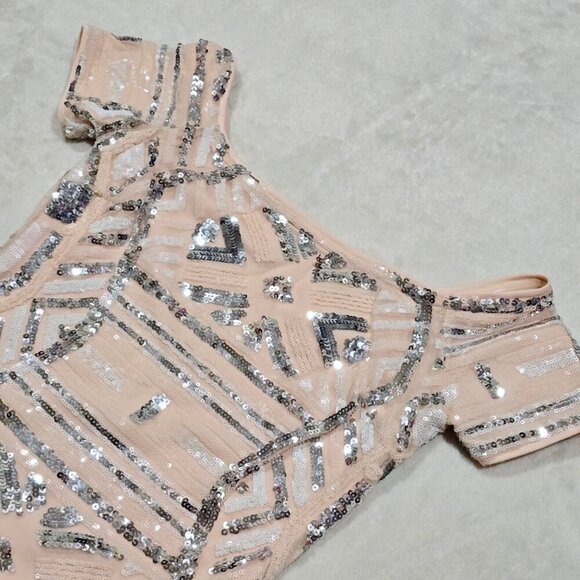 Forever 21 ✦ Sequin Bodycon Dress ✦ Off-Shoulder Peach & Silver Size S NWOT - Picture 9 of 16